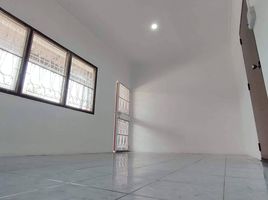 3 Bedroom Townhouse for sale at Baan Suktawee, Sala Thammasop, Thawi Watthana