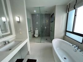 4 Bedroom House for rent at Narasiri Topiary Nawamindra, Khlong Kum