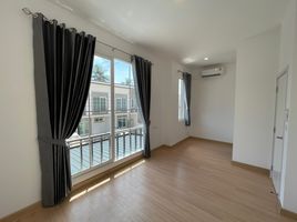 3 Bedroom House for rent at Casa City Ratchapruk-Rama 5, Bang Len