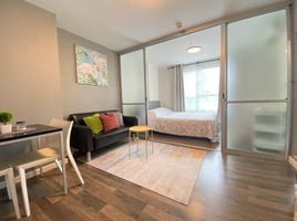 1 Schlafzimmer Wohnung zu vermieten im dBURA Pran Nok, Ban Chang Lo, Bangkok Noi