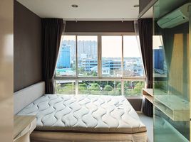 1 Schlafzimmer Appartement zu vermieten im The Prodigy MRT Bangkhae, Bang Wa