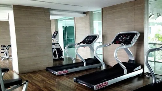 Fotos 1 of the Communal Gym at The Room Sathorn-Taksin