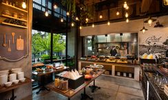 Фото 2 of the On Site Restaurant at Somerset Ekamai Bangkok