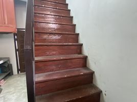 Studio Warenhaus zu vermieten in Wat Thepsirin, Bangkok, Wat Thepsirin, Pom Prap Sattru Phai