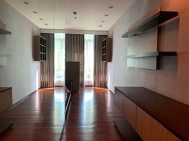2 Schlafzimmer Wohnung zu vermieten im The Height, Khlong Tan Nuea