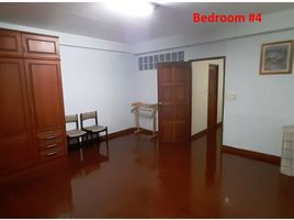 4 Schlafzimmer Reihenhaus zu vermieten in Bangkok, Chomphon, Chatuchak, Bangkok