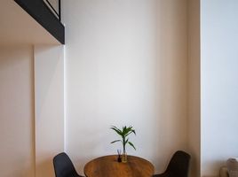 1 Schlafzimmer Wohnung zu vermieten im The Lofts Silom, Si Lom