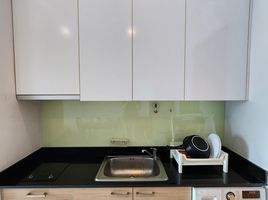 1 Bedroom Apartment for rent at Circle Condominium, Makkasan