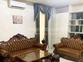 5 Schlafzimmer Villa zu verkaufen in Chbar Ampov, Phnom Penh, Nirouth