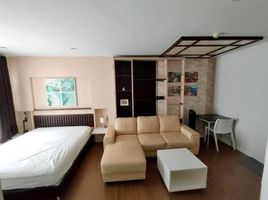 1 Schlafzimmer Appartement zu verkaufen im Baan Koo Kiang, Nong Kae