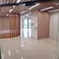 242 m² Office for rent at Chamnan Phenjati Business Center, Huai Khwang, Huai Khwang, Bangkok