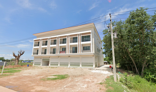 4 Bedrooms Townhouse for sale in Atsamat, Nakhon Phanom 