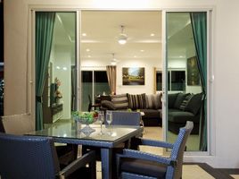 3 Schlafzimmer Reihenhaus zu vermieten im Kata Hill View Villas, Karon