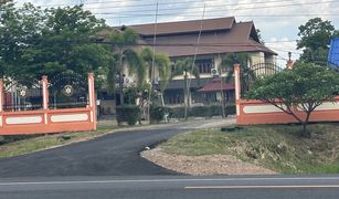 5 Bedrooms House for sale in Bo Thong, Uttaradit 