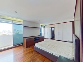 2 Bedroom Apartment for sale at The Roof Garden Onnut, Phra Khanong