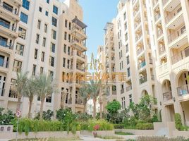 1 Bedroom Apartment for sale at Lamaa, Madinat Jumeirah Living