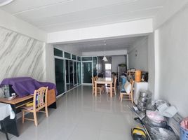 6 Bedroom Townhouse for sale in Bangkok, Lat Krabang, Bangkok