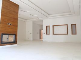 3 Schlafzimmer Appartement zu verkaufen im Magnifique appartement de 239 m² à Hay Riad, Na Yacoub El Mansour