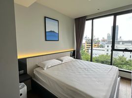 2 Schlafzimmer Appartement zu vermieten im Ideo Q Sukhumvit 36, Khlong Tan