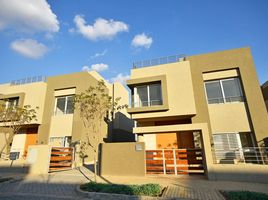 4 Bedroom Townhouse for sale at Palm Hills WoodVille, Al Wahat Road, 6 October City, Giza