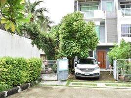 3 Bedroom Townhouse for sale at Baan Mai Rama 2 - Puttabucha, Bang Mot, Thung Khru