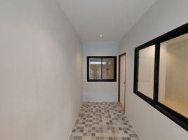 2 Bedroom Townhouse for sale in Wat Thepnimit, Wichit, Wichit