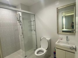 1 Bedroom Apartment for rent at Thana Astoria, Bang Yi Khan