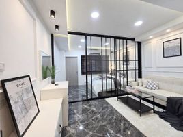 1 Bedroom Apartment for sale at Studio One Zone Condo, Phlapphla