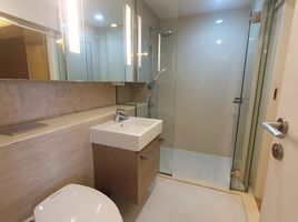 1 Bedroom Apartment for rent at MODE Sukhumvit 61, Khlong Tan Nuea