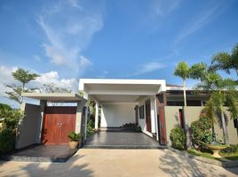 3 Bedroom House for rent at The Lake House, Si Sunthon
