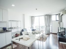 1 Schlafzimmer Wohnung zu verkaufen im D65 Condominium, Phra Khanong Nuea