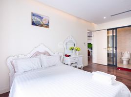 2 Schlafzimmer Appartement zu vermieten im Hà Nội Center Point, Nhan Chinh