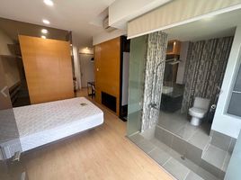 Studio Apartment for rent at Rock Fort, Makati City, Southern District