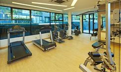 Фото 2 of the Fitnessstudio at Acqua Condo