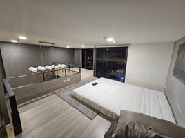 1 Schlafzimmer Appartement zu vermieten im Chewathai Residence Asoke, Makkasan