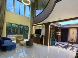5 Bedroom Villa for sale at Grand Bangkok Boulevard East Rama 9, Saphan Sung, Saphan Sung