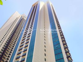 1 बेडरूम अपार्टमेंट for sale at Al Maha Tower, Marina Square