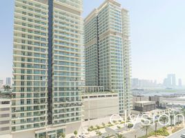 2 Bedroom Apartment for sale at Beach Vista, EMAAR Beachfront, Dubai Harbour