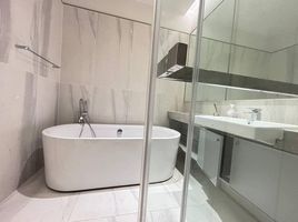 1 Schlafzimmer Wohnung zu verkaufen im Kraam Sukhumvit 26, Khlong Tan, Khlong Toei, Bangkok