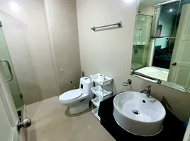 1 Bedroom Apartment for sale at AD Hyatt Condominium, Na Kluea