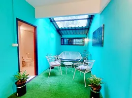 2 Bedroom Townhouse for sale in Nimman, Suthep, Chang Phueak