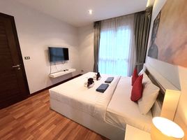 1 Schlafzimmer Wohnung zu verkaufen im The Emerald Terrace, Patong