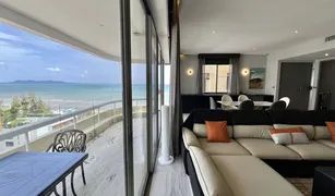 2 Schlafzimmern Wohnung zu verkaufen in Na Chom Thian, Pattaya Chom Talay Resort 