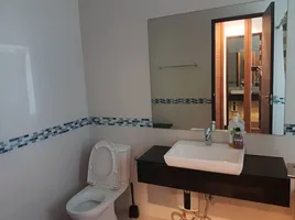 2 Bedroom Condo for rent at Ideo Q Phayathai, Thung Phaya Thai