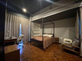 2 спален Кондо в аренду в Prasanmitr Condominium, Khlong Toei Nuea