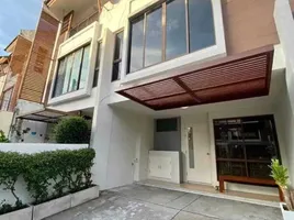 3 спален Таунхаус в аренду в The Private Sukhumvit 77, Suan Luang, Суан Луанг, Бангкок