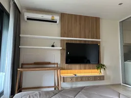 Studio Apartment for rent at Life One Wireless, Lumphini