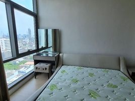 1 Bedroom Condo for sale at The Room Charoenkrung 30, Bang Rak