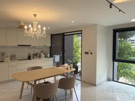 ขายคอนโด 2 ห้องนอน ในโครงการ โซซิโอ เรฟเฟอเรนซ์ 61, คลองตันเหนือ