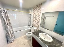 2 спален Кондо на продажу в Jomtien Beach Paradise, Nong Prue, Паттайя